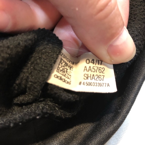 Adidas Boys Hoodie with front pocket Large - Picture 14 of 14